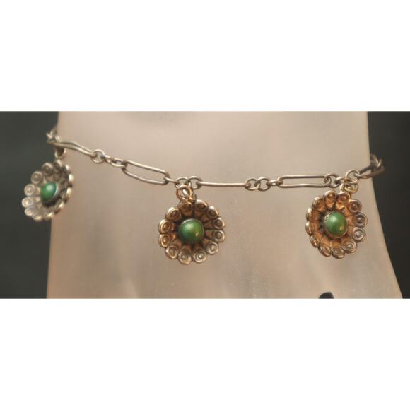 Vintage Sterling Green Stone Flowers Link Bracelet - Picture 3 of 6